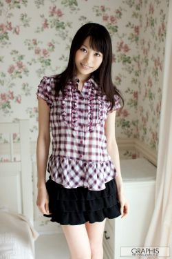 電眼美女無敵